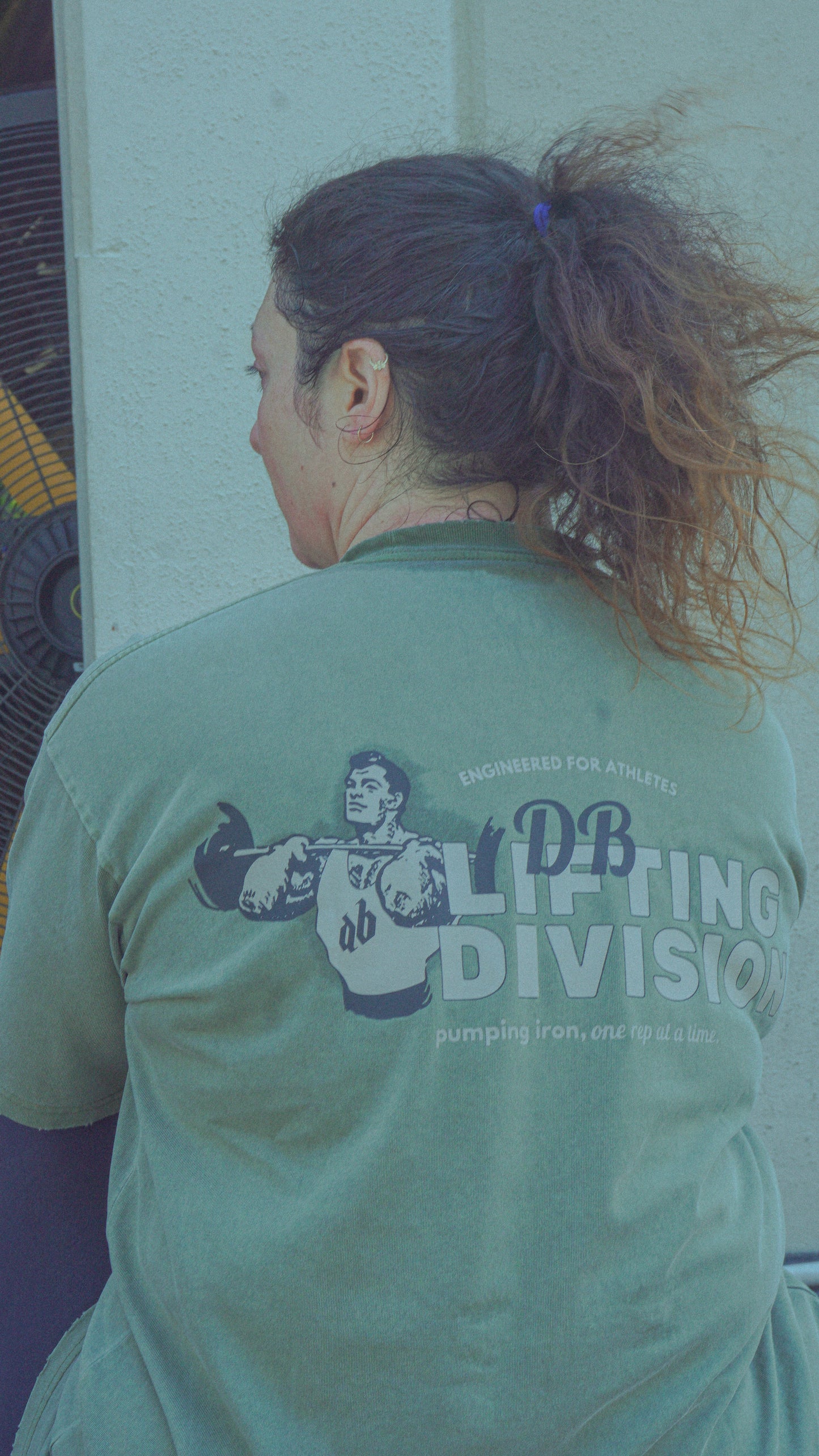 LIFTING DIVISION T-SHIRT
